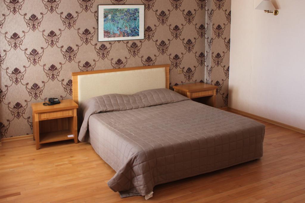 Rena Hotel Кючуккую Екстериор снимка