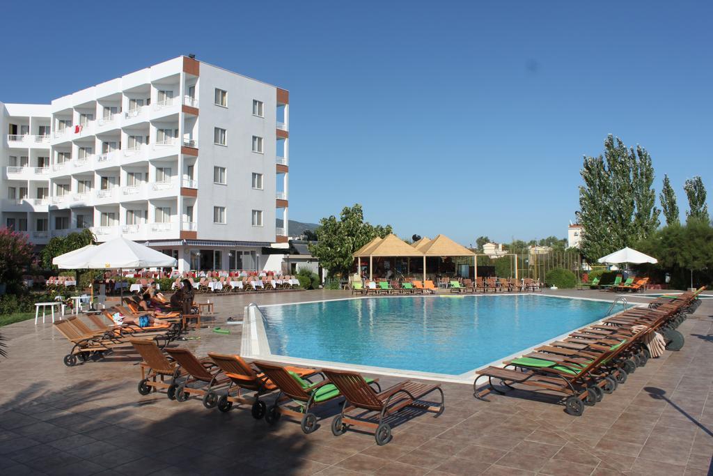 Rena Hotel Кючуккую Екстериор снимка