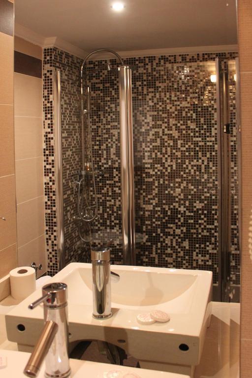 Rena Hotel Кючуккую Екстериор снимка