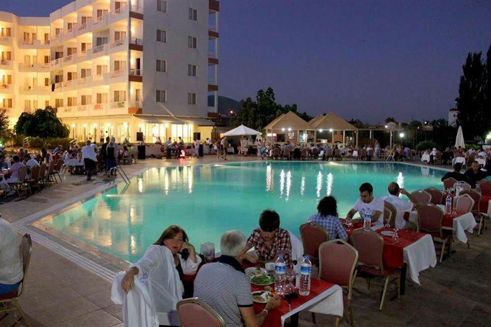 Rena Hotel Кючуккую Екстериор снимка