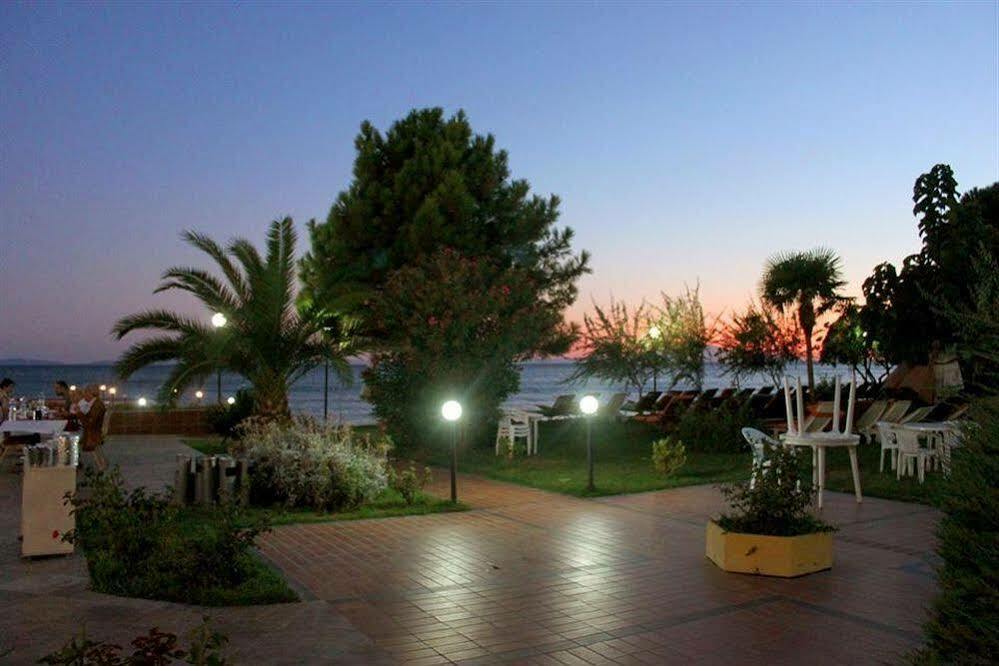 Rena Hotel Кючуккую Екстериор снимка